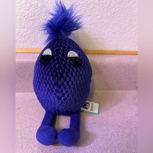 NWT: Jellycat sapphire fabbyegg